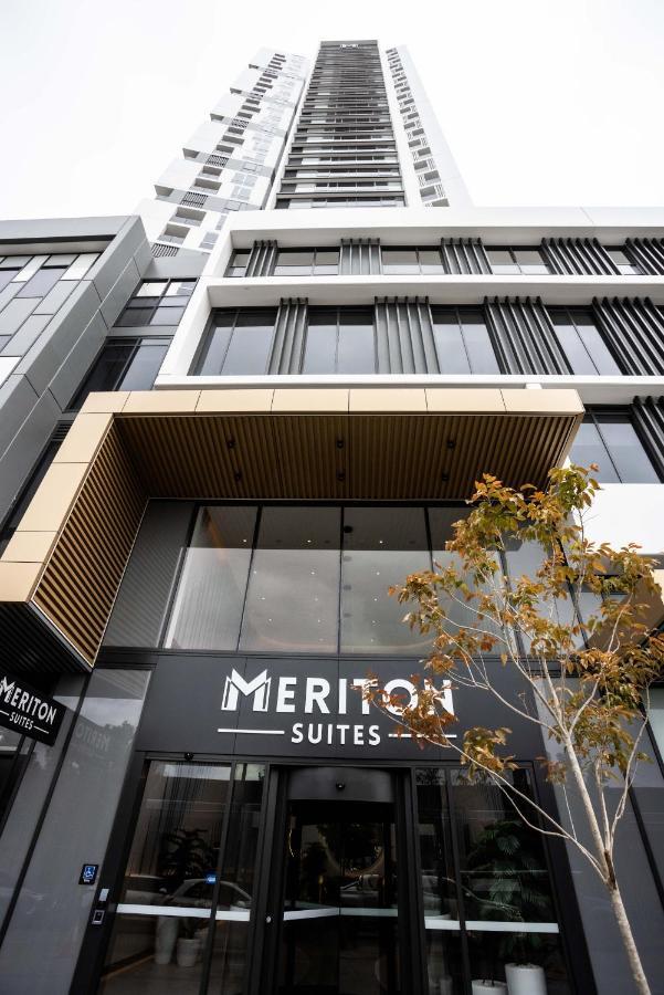 Meriton Suites Liverpool Exterior photo Meriton Suites